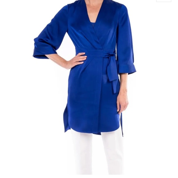 Badgley Mischka Jackets & Blazers - NWT Badgley Mischka Satin Side Tie Duster Jacket